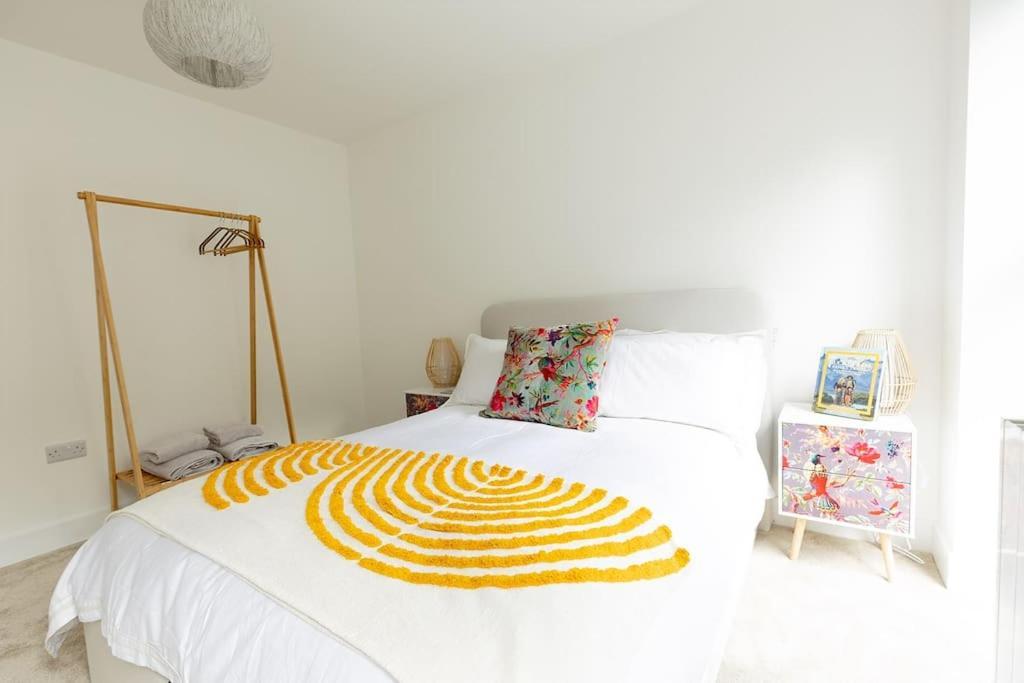 Paper Mill - Experience The City And Nature Side Of This Stay! Sheffield Ngoại thất bức ảnh